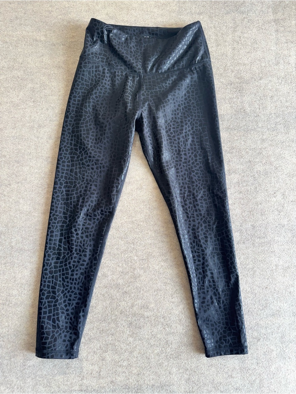Cut The Frills Black Animal Print Leggings M High Rise Shiny Leopard Athleisure